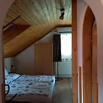 بيت ضيافة Hevizi Fecskefeszek 3*
