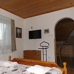 بيت ضيافة Hevizi Fecskefeszek