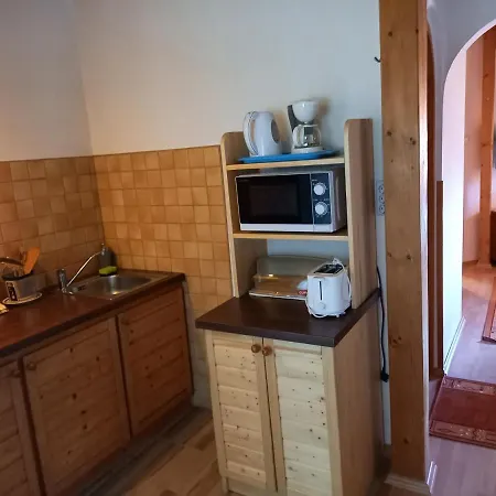 Hevizi Fecskefeszek Konukevi 3*