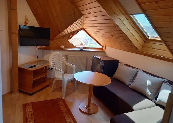 Casa de hóspedes Hévízi Fecskefészek 3*