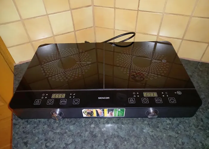 Hevizi Fecskefeszek 3* ヘーヴィーズ