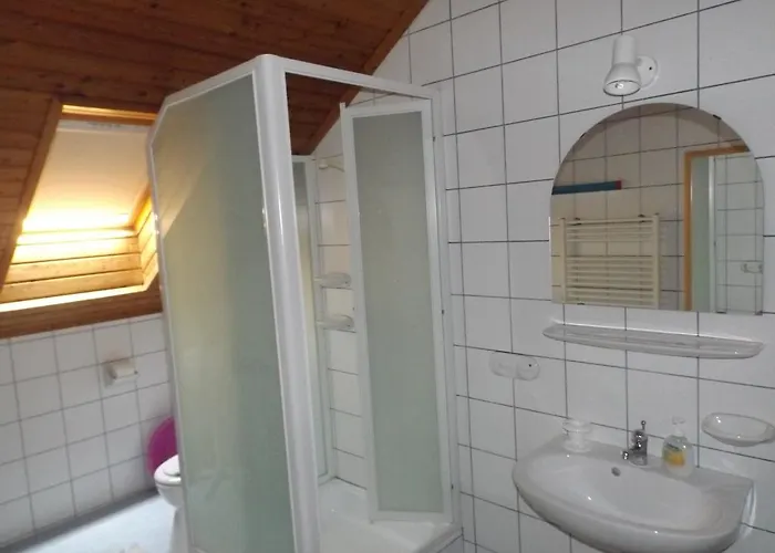 Hevizi Fecskefeszek 3* ヘーヴィーズ